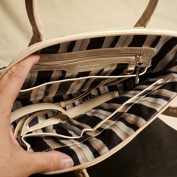 Grace Adele Purse Nwot never used. - Picture 5 of 7
